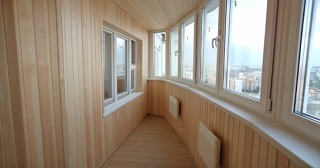 Отделка, остекление, утепление балконов в Ухте от 211 руб. м/2.